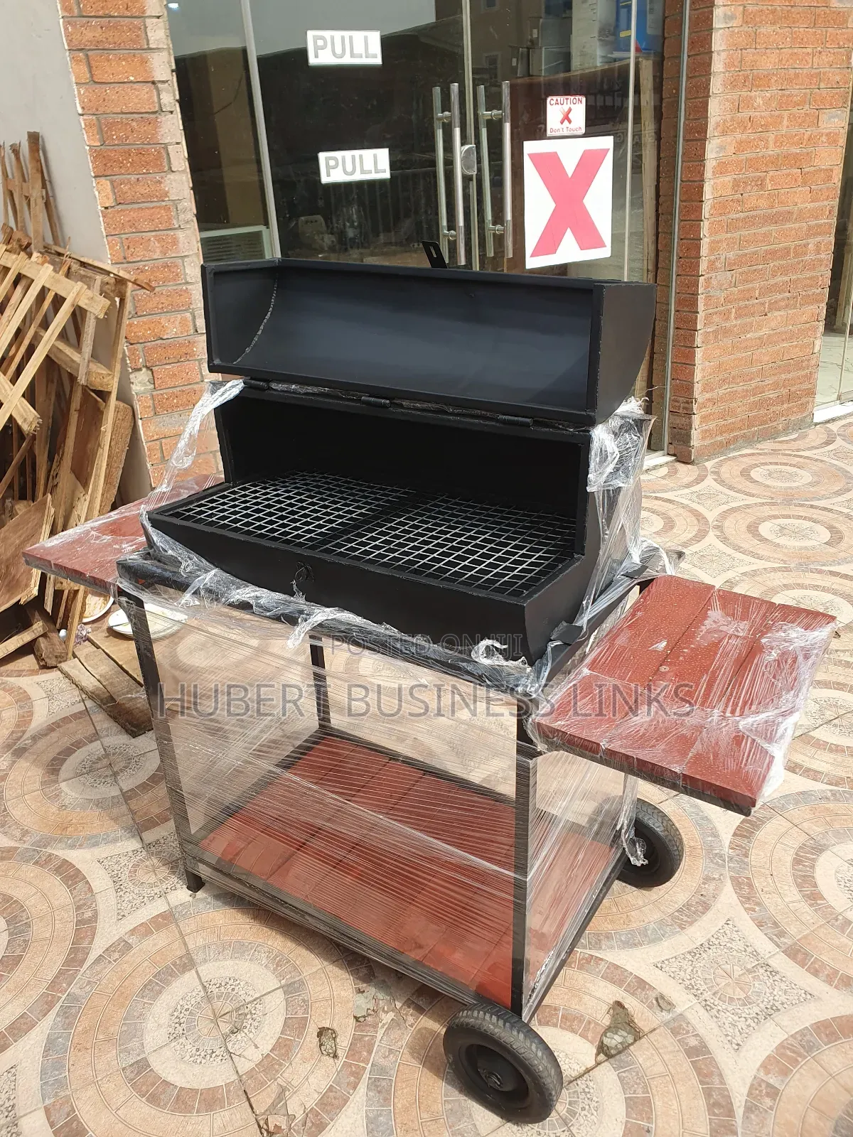 Local Made Barbacue Maachine