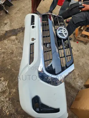 Complete Front Bumper Toyota Hilux 2020 Available Dm