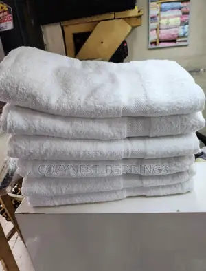 Large White Bath Towel (Hospitality Standard)