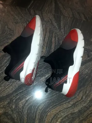 Sports Shoe