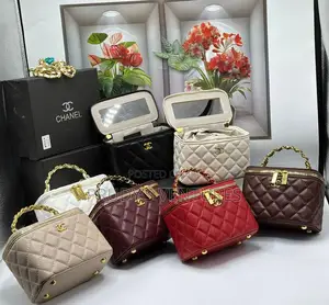 Chanel Quality Leather Bag With Inner Mirror Comes With Branded Box