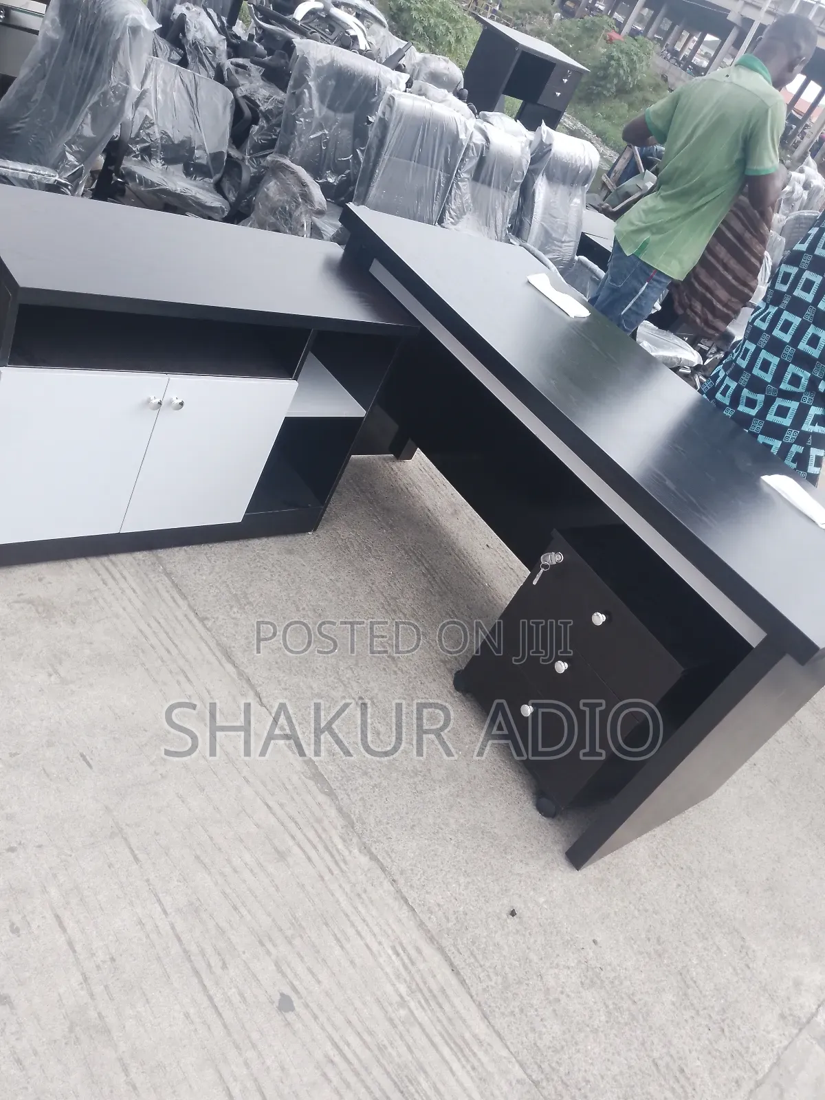 Executive Director Table With Extension