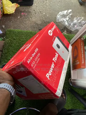 Itel Energy 500w Inverter Power Tank With a 1000wh Lithium Battery