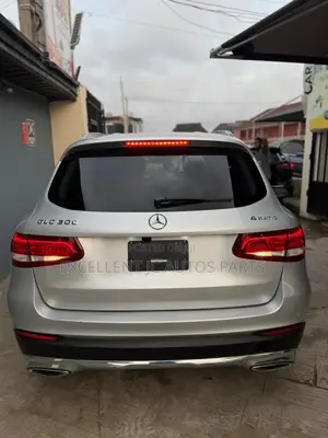 Mercedes-Benz GLC-Class 2016 Silver