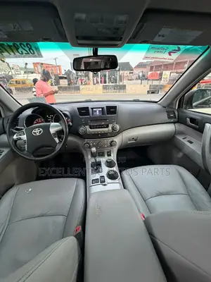 Toyota Highlander 2012 Black