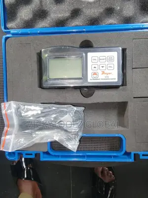 Ultrasonic Thickness Gauge