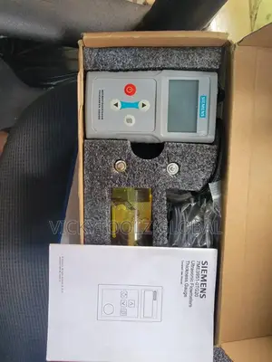 Siemens Ultrasonic Thickness Gauge (7me3951-0tg0) -