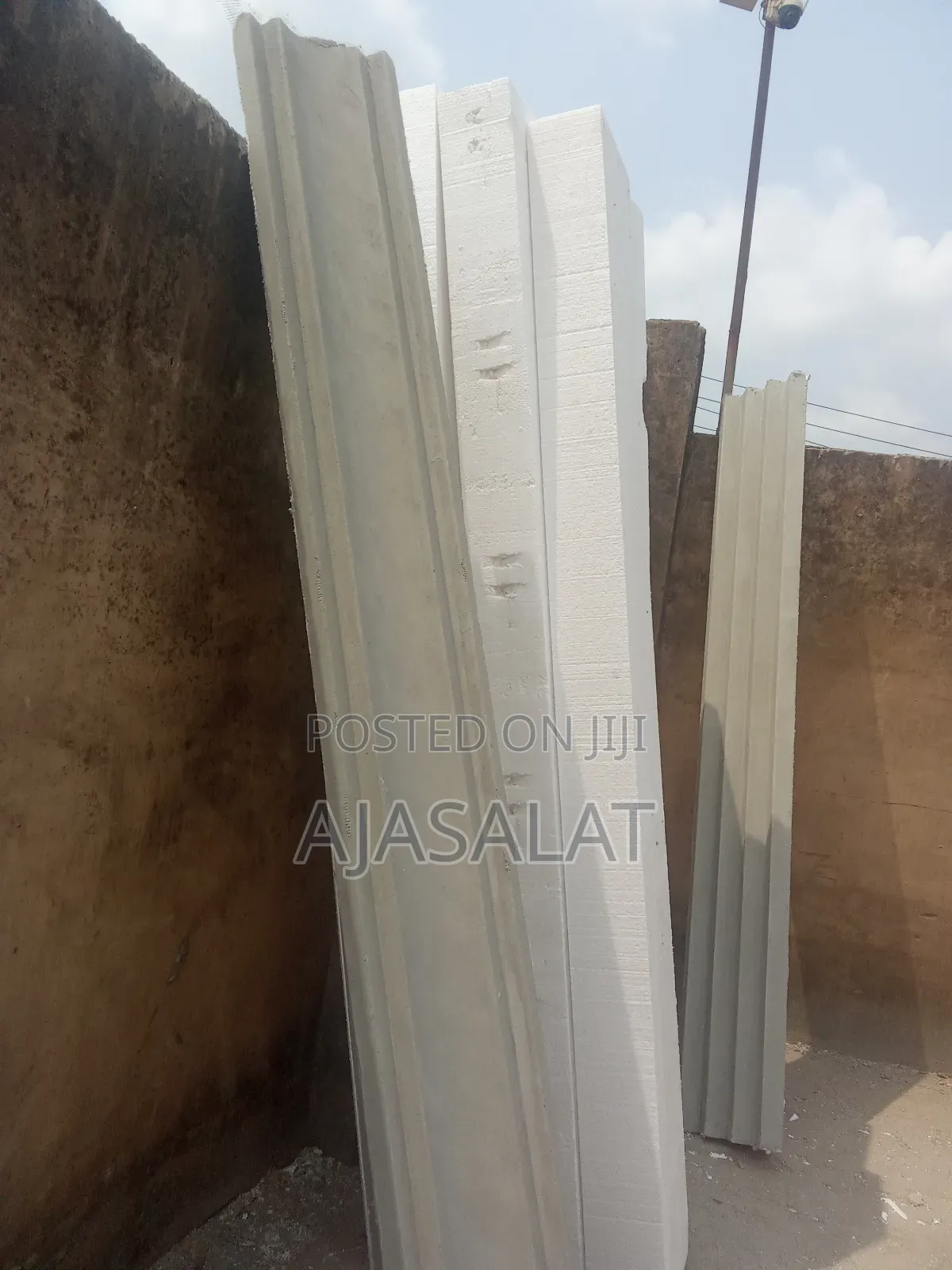 Polystyrene Board and Parapet