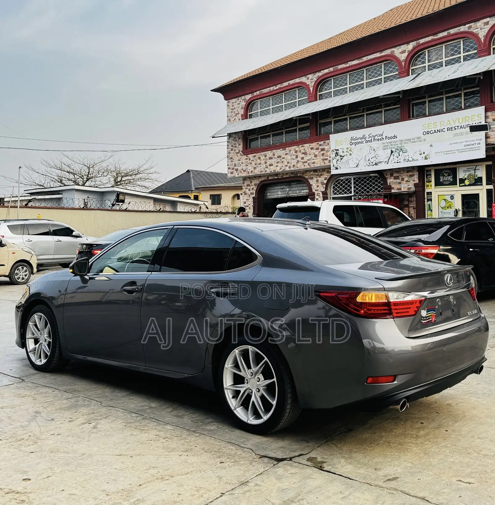 Lexus ES 2013 Black