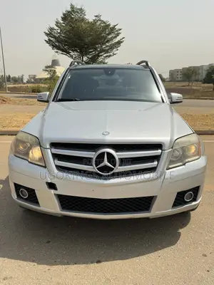 Mercedes-Benz GLK-Class 350 4MATIC 2011 Silver