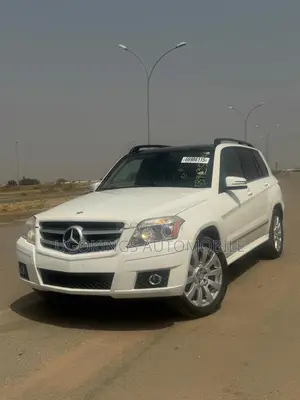 Mercedes-Benz GLK-Class 350 4MATIC 2012 White