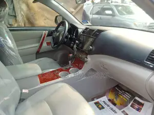 Toyota Highlander Limited 2010 Black