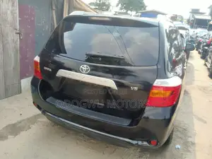 Toyota Highlander Limited 2010 Black
