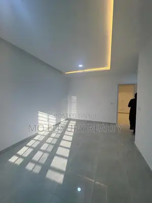 4bdrm Apartment in Victoria Island for rent