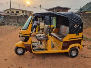 TVS King Deluxe Plus iTouch Start 2023 Yellow
