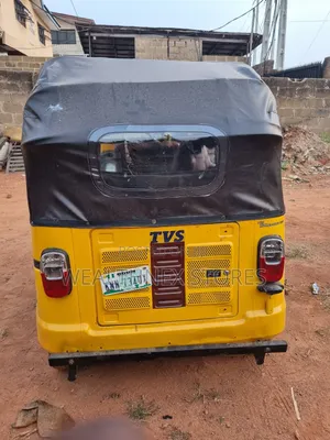 TVS King Deluxe Plus iTouch Start 2023 Yellow