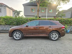Toyota Venza Limited 4dr Wagon (3.5L 6cyl 6A) 2014 Brown