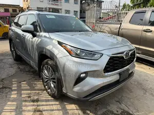 Toyota Highlander Platinum AWD 2020 Silver
