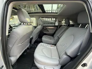 Toyota Highlander Platinum AWD 2020 Silver