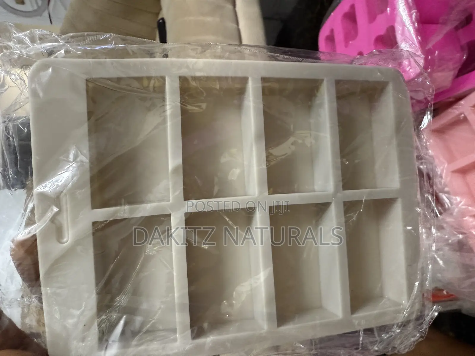 8 Cavities Square Mold