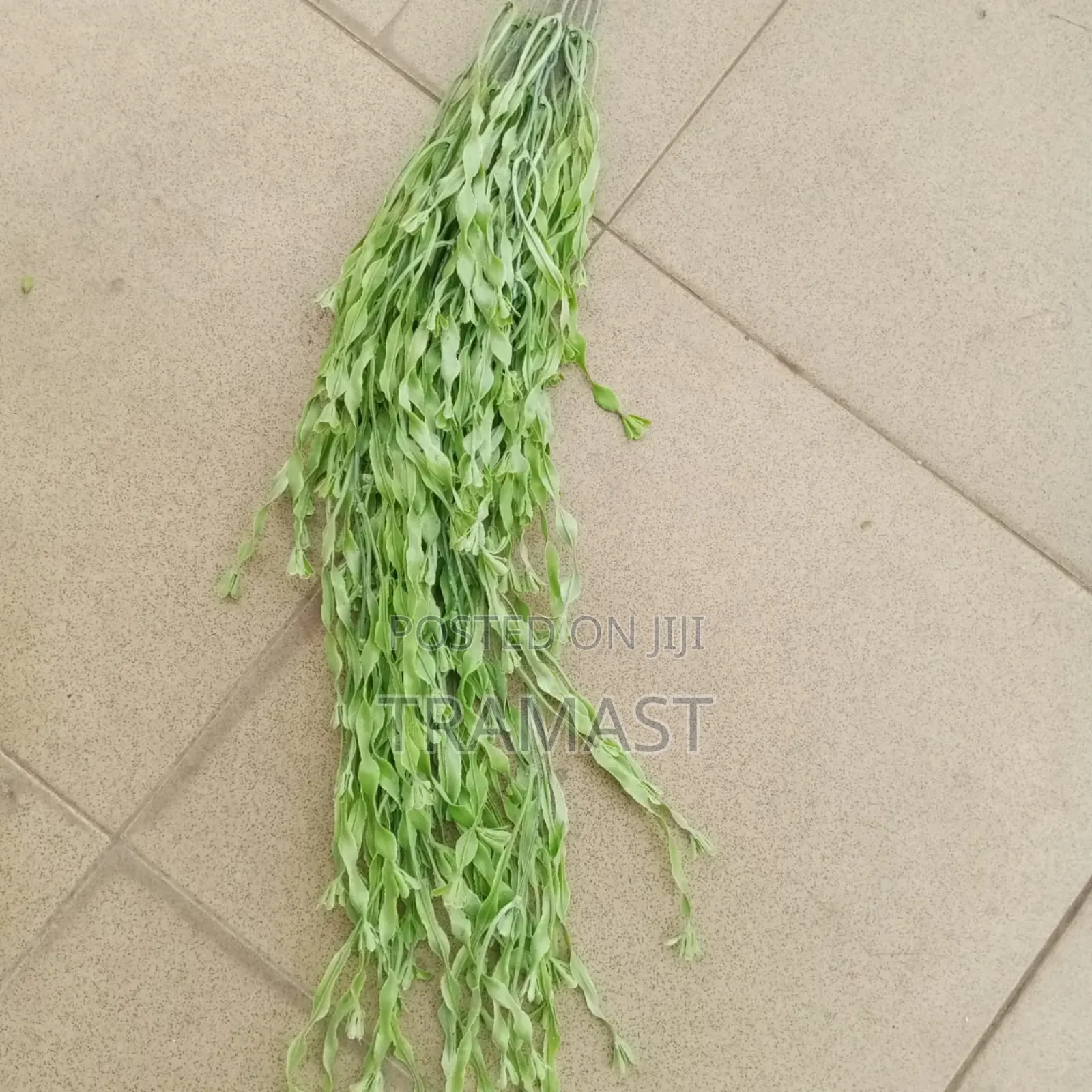Artificial Dropping Plants - Lush Green Home & Office Decor