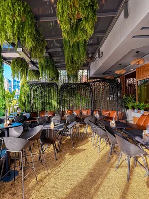 Artificial Dropping Plants - Lush Green Home & Office Decor