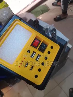 Solar Generator With Bulbs