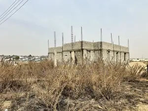 5bdrm Duplex in Lugbe District for sale