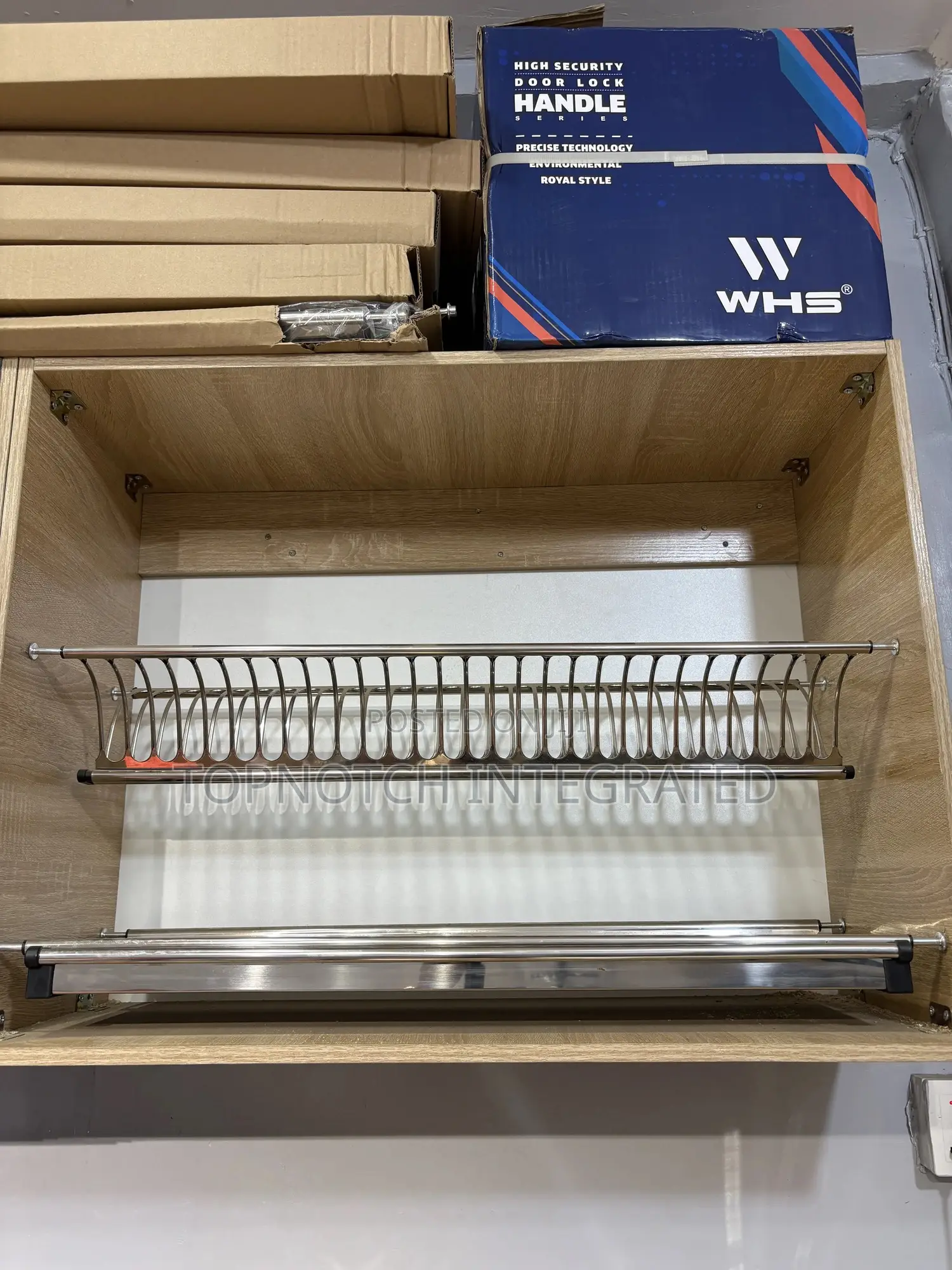 Modern Kitchen Accessories Like Pantry,Magic Corner,Plateandpot Racks