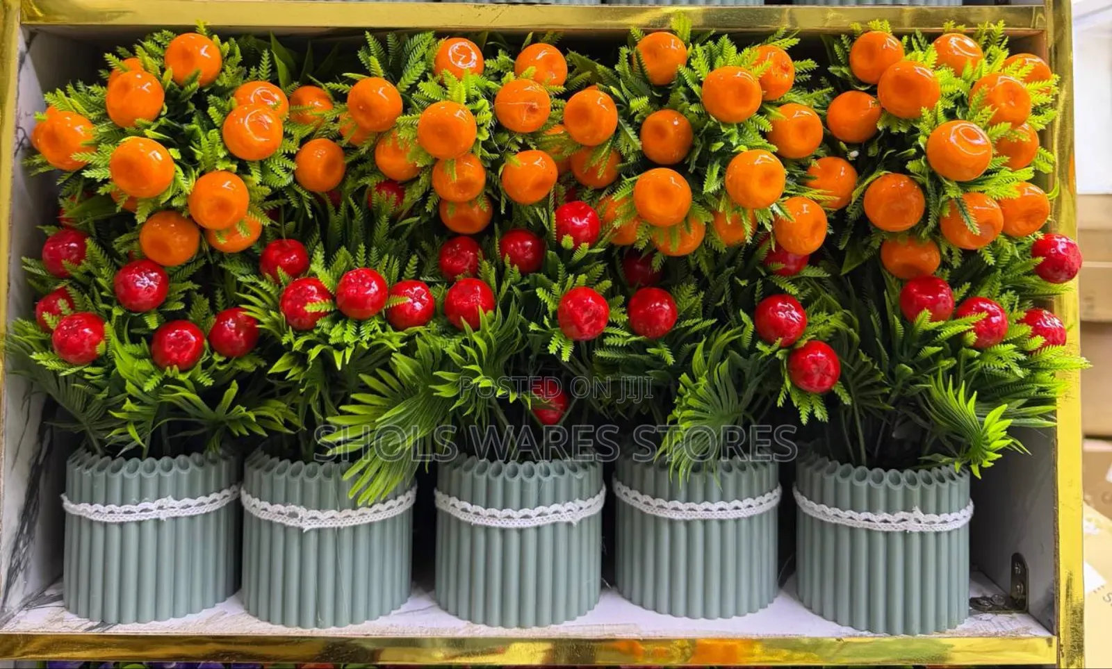 Beautiful and Decorative Table Flower