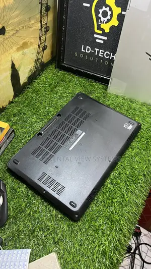 Laptop Dell Latitude 14 E5470 8GB Intel Core I5 SSD 256GB