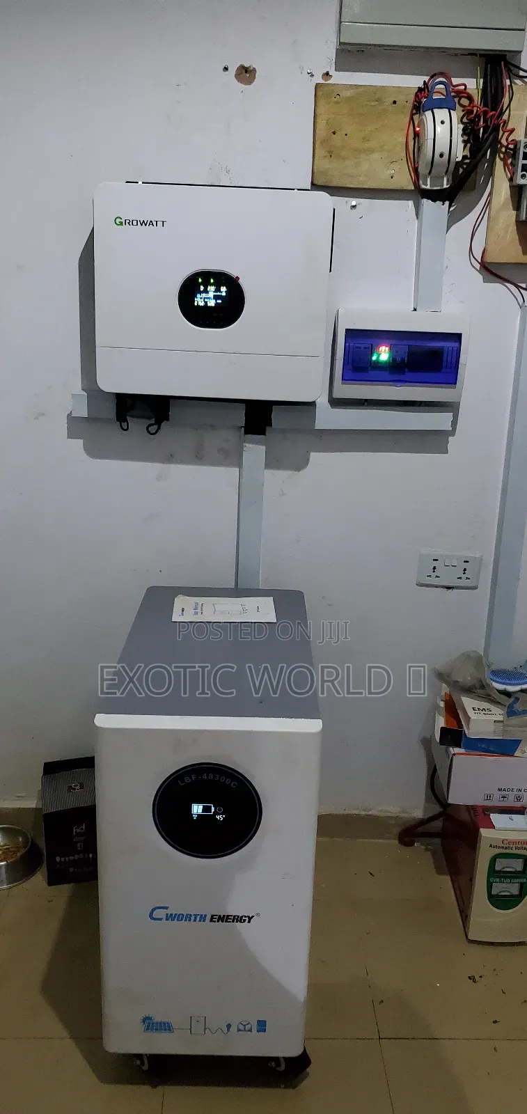 Professional Solar Installation Inverter Setup