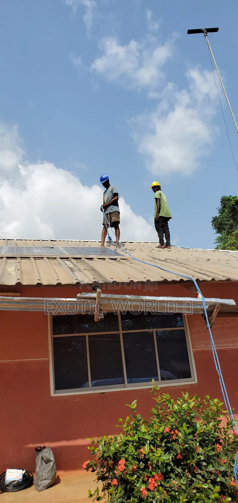 Professional Solar Installation Inverter Setup