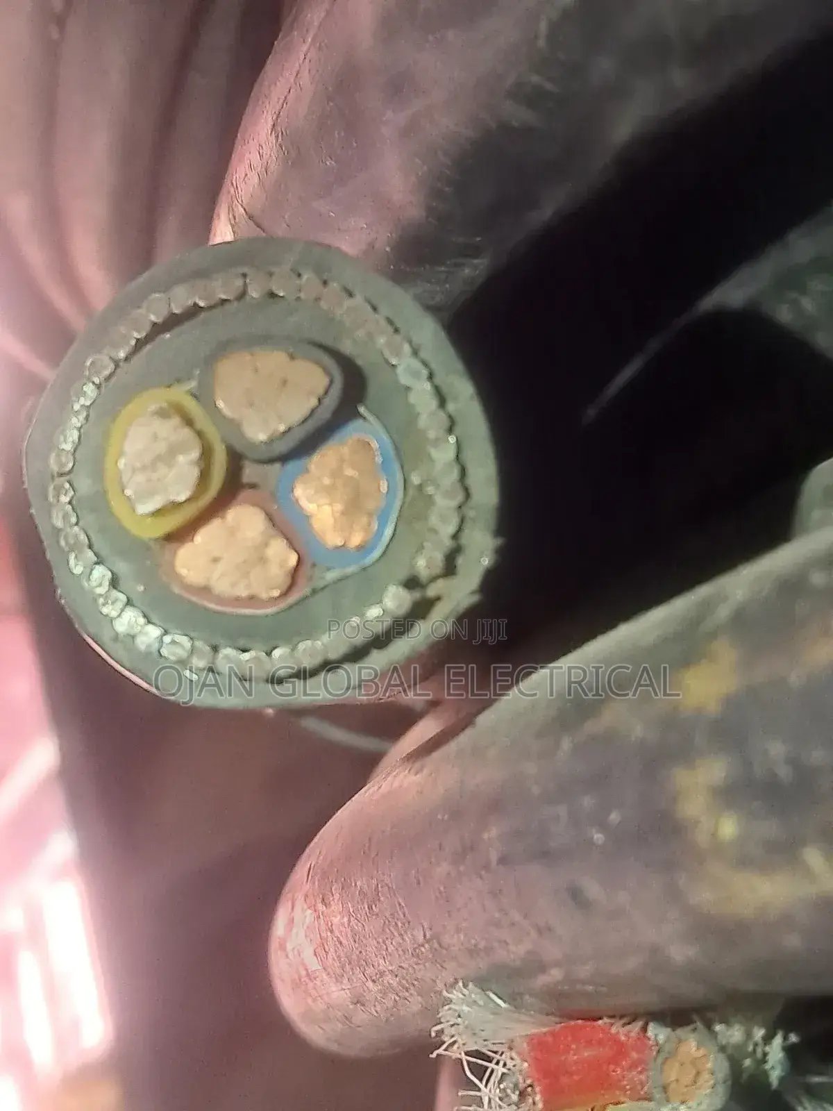 25mm 4core Armoured Cable, England Cable