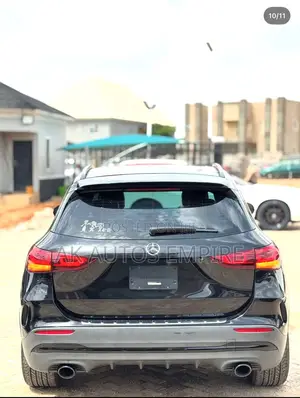 Mercedes-Benz GLA-Class 2022 Black