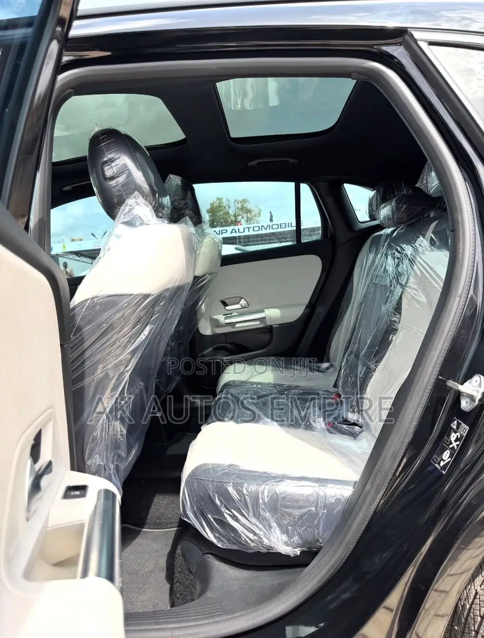 Mercedes-Benz GLA-Class 2022 Black