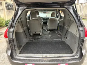 Toyota Sienna LE 7 Passenger 2012 Gray