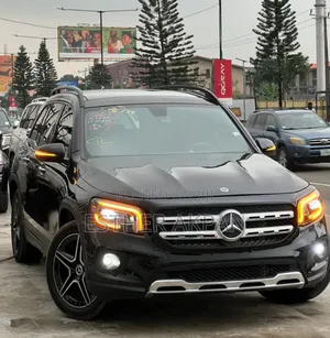 Mercedes-Benz GLB-Class GLB 250 4MATIC 2022 Black