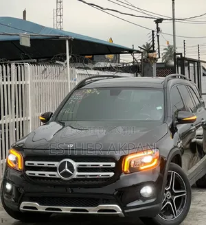 Mercedes-Benz GLB-Class GLB 250 4MATIC 2022 Black