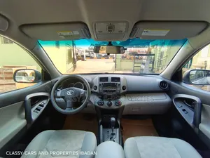 Toyota RAV4 3.5 2011 Silver
