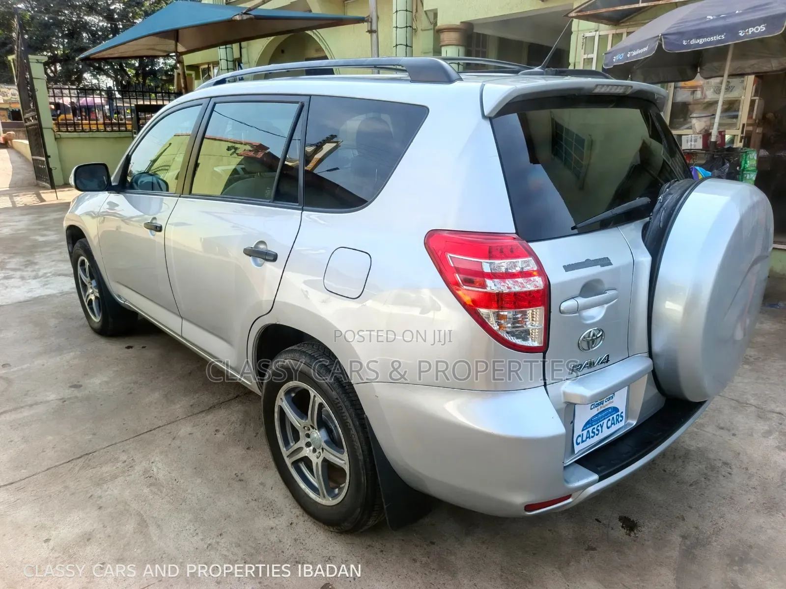 Toyota RAV4 3.5 2011 Silver