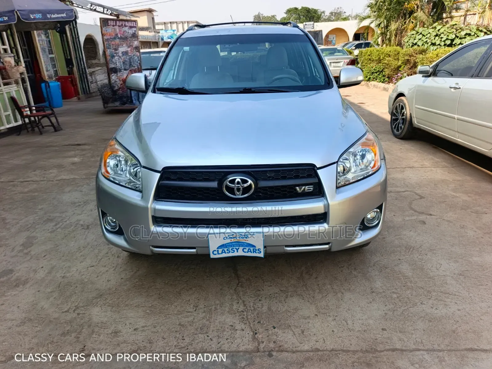 Toyota RAV4 3.5 2011 Silver
