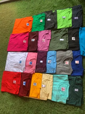 Kanin Plain T-Shirt