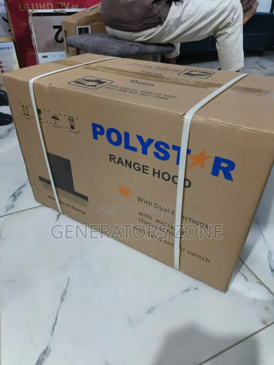 Sleek Black Polystar Extractor Pv-Td6010b