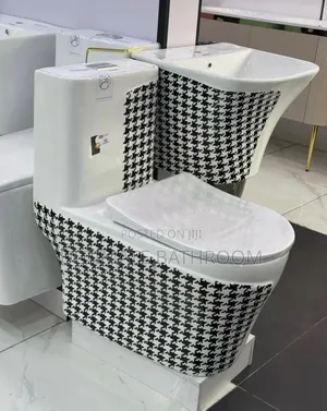 Check White And Black Married Set Watercloset