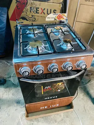 Maxi Gas Cooker With Four Burners