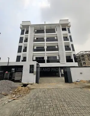 3bdrm Penthouse in A Well Secured, Ikate for sale