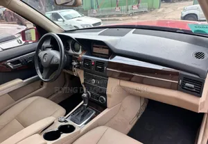 Mercedes-Benz GLK-Class 2011 Red