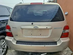 Toyota Highlander Limited V6 2005 Gold