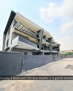 4bdrm Duplex in LSDPC Maryland Estate for sale